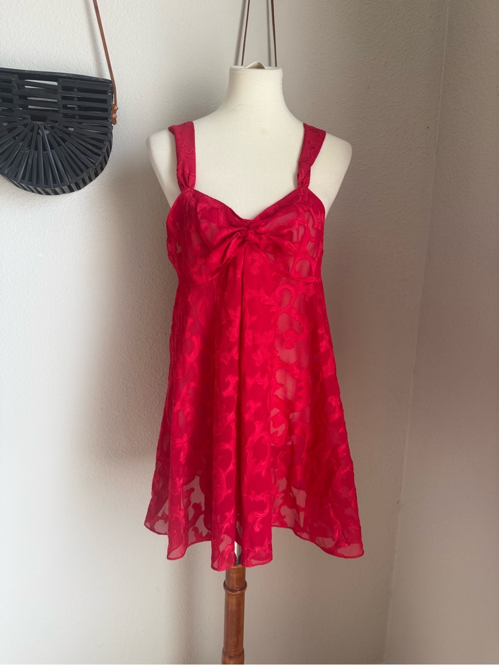 Vintage Victorias Secret Gold Label Red Floral Babydoll Top, Size Medium